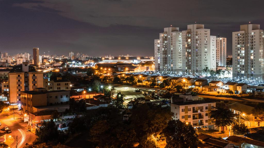 Mudança em condomínios de alto padrão em Moema e Jardins